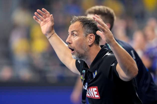 Maik Machulla, coach, head coach, RNL, can t believe it; single frame, single photo, action shot, looking disappointed, disappointment, frustration, pessimistic, September 11, 2026, Mannheim, Germany, handball, Bundesliga, Rhein-Neckar Löwen vs. HBW Balingen-Weilstetten xozx