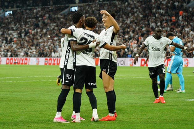September 11, 2026, Besiktas, Istanbul, Turkey: Ilhan Fakili (C) of Besiktas celebrates with his teammates after scoring his team s third goal during the Turkish Super League 2026 27 match between Besiktas and Erzurumspor at Besiktas Park Stadium in Istanbul, Turkey, on September 11, 2026. Besiktas Turkey - ZUMAu194 20260911_zip_u194_016 Copyright: xTolgaxUluturkx