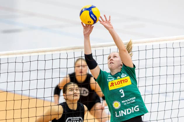 Exhibition Match: Schwarz Weiss Erfurt vs. VfB Suhl LOTTO Thüringen, Erfurt, September 11, 2026—Lara Nagels (3) of VfB Suhl LOTTO Thüringen vs. Alix de Micheli (15) of Schwarz Weiss Erfurt. Exhibition Match: Schwarz Weiss Erfurt vs. VfB Suhl LOTTO Thüringen, Riethsporthalle, Erfurt, September 11, 2026 Copyright: xBEAUTIFULxSPORTS Duehringx