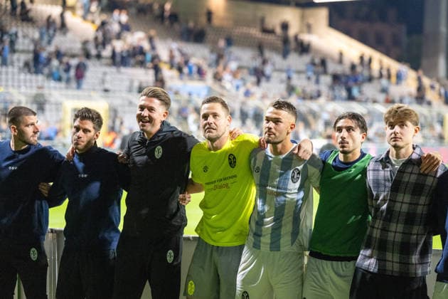 The TSV 1860 team with the fans in the Westkurve, TSV 1860 Munich vs. TSV Schwaben Augsburg, soccer, Bavarian Regional League, Matchday 8, September 11, 2026. DFB regulations prohibit any use of photographs as image sequences and or quasi-video. Munich, Bavaria, Germany Copyright: xkolbert-press UlrichxGamelx