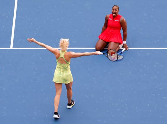 Katerina Siniakova of Czechia and Taylor Townsend (R) celebrate after winning the Women s Doubles Final in Arthur Ashe Stadium at the 2026 US Open Tennis Championship at the USTA Billie Jean King National Tennis Center in New York City on Friday, September 11, 2026. They defeated Robin Montgomery and Ashlyn Krueger 5-7, 6-0, 6-2.  NYP20260911802 JOHNxANGELILLO