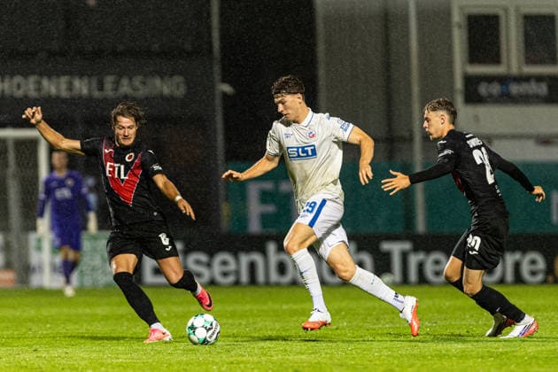 3rd Division FC Viktoria Köln vs. Hansa Rostock, September 11, 2026; Tobias Eisenhuth (FC Viktoria Köln, 6), Peter Kiedl (Hansa Rostock, 29), Niklas Swider, FC Viktoria Köln, 20, 3rd Division: FC Viktoria Köln vs. Hansa Rostock, Sportpark Höhenberg, Cologne, September 11, 2026. DFB regulations prohibit any use of photographs as image sequences and or quasi-video content Copyright: xBEAUTIFULxSPORTS Buriakovx