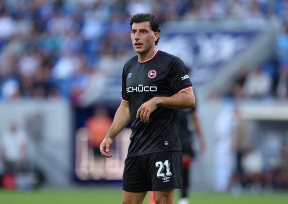 11.09.2026, Fussball 2. Bundesliga, SV Darmstadt 98 - DSC Arminia Bielefeld, v.l., Stefano Russo (Arminia Bielefeld) DFL DFB REGULATIONS PROHIBIT ANY USE OF PHOTOGRAPHS AS IMAGE SEQUENCES AND OR QUASI-VIDEO. xdcx *** September 11, 2026, Soccer, 2. Bundesliga, SV Darmstadt 98 vs. DSC Arminia Bielefeld, from left: Stefano Russo, Arminia Bielefeld. DFL and DFB regulations prohibit any use of photographs as image sequences and or quasi-video. xdcx Copyright: HMBxMedia Claus