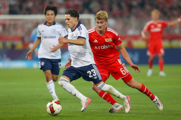 11.09.2026, xtgx, Fussball - 1.Bundesliga Union Berlin - FC Schalke 04 v.l. Soufiane El Faouzi (Schalke, 23), Aljoscha Kemlein (Union Berlin, 6) Zweikampf, Duell, Kampf, tackle s(DFL DFB REGULATIONS PROHIBIT ANY USE OF PHOTOGRAPHS as IMAGE SEQUENCES and or QUASI-VIDEO) Berlin *** September 11, 2026, xtgx, Soccer, Bundesliga 1, Union Berlin vs. FC Schalke 04, featuring Soufiane El Faouzi (Schalke), 23, Aljoscha Kemlein, Union Berlin, 6: Tackle, duel, battle, DFL and DFB regulations prohibit any use of photographs as image sequences and or quasi-video, Berlin