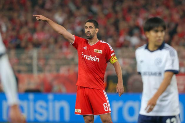 11.09.2026, xtgx, Fussball - 1.Bundesliga Union Berlin - FC Schalke 04 v.l. Rani Khedira (Union Berlin, 8) gibt Anweisungen, gestikuliert mit den Armen, gesticulate, gives instructions (DFL DFB REGULATIONS PROHIBIT ANY USE OF PHOTOGRAPHS as IMAGE SEQUENCES and or QUASI-VIDEO) Berlin *** September 11, 2026, xtgx, Soccer, Bundesliga 1: Union Berlin vs. FC Schalke 04, with Rani Khedira (Union Berlin), 8 gives instructions, gestures with his arms, gestures, gives instructions DFL DFB REGULATIONS PROHIBIT ANY USE OF PHOTOGRAPHS as IMAGE SEQUENCES and or QUASI-VIDEO Berlin