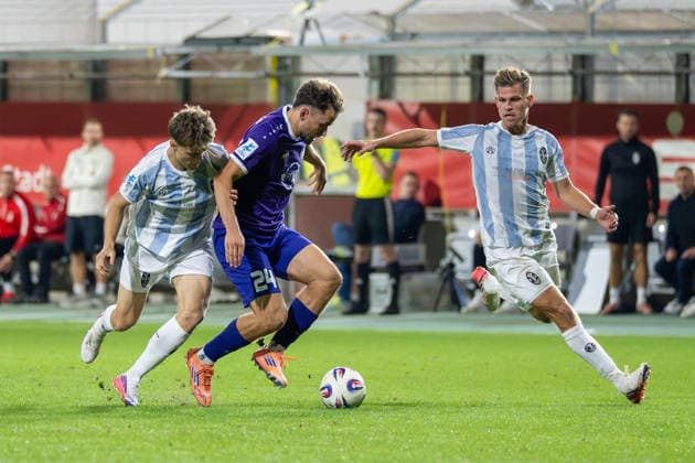 Eliias Herzig 24, TSV Schwaben Augsburg; Florian Niederlechner 7, TSV 1860 Munich; TSV 1860 Munich vs. TSV Schwaben Augsburg, Soccer, Bavarian Regional League, Matchday 8, September 11, 2026. DFB regulations prohibit any use of photographs as image sequences and or quasi-video. Munich, Bavaria, Germany Copyright: xkolbert-press UlrichxGamelx