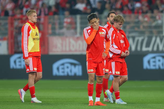 11.09.2026, xtgx, Fussball - 1.Bundesliga Union Berlin - FC Schalke 04 v.l. (DFL DFB REGULATIONS PROHIBIT ANY USE OF PHOTOGRAPHS as IMAGE SEQUENCES and or QUASI-VIDEO) Berlin *** September 11, 2026, xtgx, Soccer, Bundesliga 1, Union Berlin vs. FC Schalke 04. DFL and DFB regulations prohibit any use of photographs as image sequences and or quasi-video. Berlin