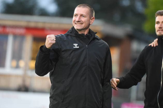 Soccer I Men s Team I 2026–2027 Season I Regionalliga Nord I Matchday 8 I SC Weiche Flensburg 08 vs. Hamburger SV II I September 11, 2026 Tim Wulff, Coach, SC Weiche Flensburg 08 Copyright: xLobeca JanxKirschnerx