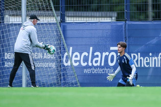 Sports, Soccer, 3rd Division Season 2026–2027 Training Session: MSV Duisburg, September 11, 2026, MSV Duisburg Training Facility, Sven Beuckert (Goalkeeper Coach), MSV Duisburg, Laurenz Jennissen, MSV Duisburg, 21 Duisburg, MSV Duisburg Training Facility, North Rhine-Westphalia, Germany