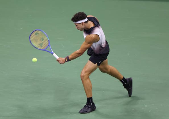 September 11, 2026, New York City, New York, USA: BEN SHELTON of USA during the match against F. Tiafoe of USA in the semifinals of Grand Slam tournament US Open. New York, USA. New York City USA - ZUMAc278 20260911_zsp_c278_057 Copyright: xMarcinxCholewinskix