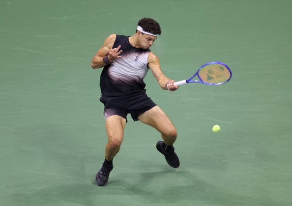 September 11, 2026, New York City, New York, USA: BEN SHELTON of USA during the match against F. Tiafoe of USA in the semifinals of Grand Slam tournament US Open. New York, USA. New York City USA - ZUMAc278 20260911_zsp_c278_059 Copyright: xMarcinxCholewinskix