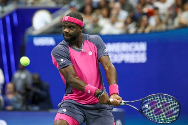 US Open tennis tournament - Day 13 Frances Tiafoe of the US in action against Ben Shelton of the US during the Men s Singles Semifinals of the US Open Tennis Championships in Flushing Meadows, New York, USA, 11 September 2026. FLUSHING MEADOWS NEW YORK United States  Copyright: xSARAHxYENESELx