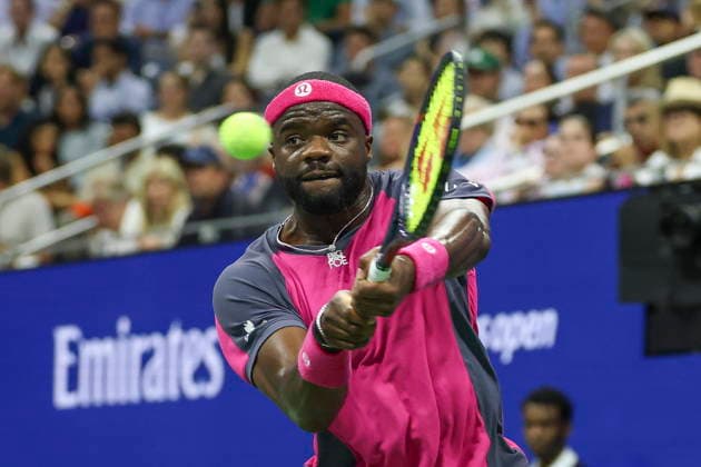 US Open tennis tournament - Day 13 Frances Tiafoe of the US in action against Ben Shelton of the US during the Men s Singles Semifinals of the US Open Tennis Championships in Flushing Meadows, New York, USA, 11 September 2026. FLUSHING MEADOWS NEW YORK United States  Copyright: xSARAHxYENESELx