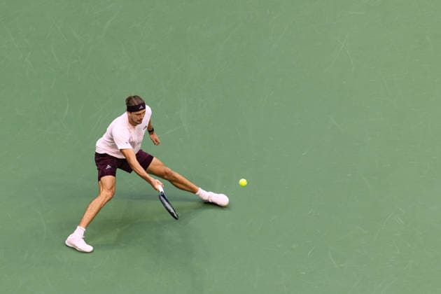 September 11, 2026: Alexander Zverev (GER) in action against Karen Khachanov during their Semifinal match at the US Open on September 11, 2026, held at the USTA Billie Jean King National Tennis Center in New York City. CSM New York City USA - ZUMAc04_ 20260911_zma_c04_129 Copyright: xBerniexHaleyx