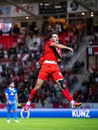 SOCCER REGIONAL LEAGUE NORTHEAST 2026–2027 SEASON, MATCHDAY 8: FC ROT WEISS ERFURT VS. RSV EINTRACHT 1949 ** FOR EDITORIAL USE ONLY ** ** p 11 09 2026 Erfurt Soccer Regional League Northeast Matchday 8, 2026–2027 Season, Steigerwald Stadium: FC Rot-Weiss Erfurt vs. RSV Eintracht 1949. Photo by Dustin Forkel. 17 FC Rot-Weiss Erfurt celebrates after scoring for the 3–0 lead Germany Thuringia Erfurt Copyright SaschaxFromm Copyright: SaschaxFromm doc87kbg34vjwz12z991qf2 ,EDITORIAL USE ONLY Copyright: SaschaxFromm