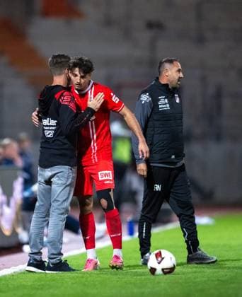 SOCCER REGIONAL LEAGUE NORTHEAST 2026–2027 SEASON, MATCHDAY 8: FC ROT WEISS ERFURT VS. RSV EINTRACHT 1949 ** FOR EDITORIAL USE ONLY ** ** p 11 09 2026 Erfurt Soccer Regional League Northeast Matchday 8, 2026–2027 Season, Steigerwaldstadion, FC Rot-Weiß Erfurt vs. RSV Eintracht 1949. Photo by Dustin Forkel. 17 FC Rot-Weiß Erfurt, Coach Fabian Gerber, FC Rot-Weiß Erfurt, Germany, Thuringia, Erfurt. Copyright SaschaxFromm Copyright: SaschaxFromm doc87kbg5cvjsm154c63qf2 ,EDITORIAL USE ONLY Copyright: SaschaxFromm