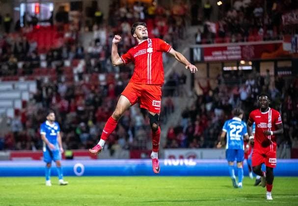 SOCCER REGIONAL LEAGUE NORTHEAST 2026–2027 SEASON, MATCHDAY 8: FC ROT WEISS ERFURT VS. RSV EINTRACHT 1949 ** FOR EDITORIAL USE ONLY ** ** p 11 09 2026 Erfurt Soccer Northeast Regional League Matchday 8, 2026–2027 Season, Steigerwaldstadion: FC Rot-Weiss Erfurt vs. RSV Eintracht 1949. Photo by Dustin Forkel. 17 FC Rot-Weiss Erfurt celebrates after scoring for a 3–0 lead. Germany, Thuringia, Erfurt. Copyright SaschaxFromm Copyright: SaschaxFromm doc87kbh289vuvywhecqdn ,EDITORIAL USE ONLY Copyright: SaschaxFromm