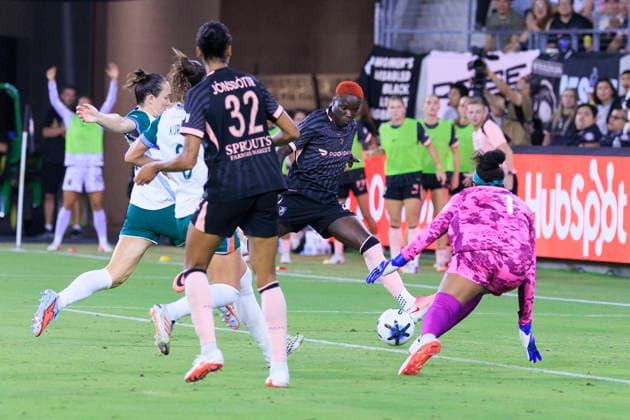 September 11, 2026, Los Angeles, California, USA: Prisca Chilufya 24 of the Angel City FC scores a goal during their regular season NWSL game against the Denver Summit FC on Friday September 11, 2026 at the BMO Stadium in Los Angeles, California. ACFC tie with Denver Summit, 3-3. ARIANA RUIZ PI ACFC Vs. Denver Summit  - ZUMAp124 20260911_zaa_p124_029 Copyright: xArianaxRuizx