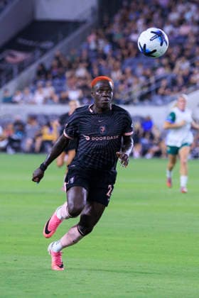 September 11, 2026, Los Angeles, California, USA: Prisca Chilufya 24 of the Angel City FC heads the ball during their regular season NWSL game against the Denver Summit FC on Friday September 11, 2026 at the BMO Stadium in Los Angeles, California. ACFC tie with Denver Summit, 3-3. ARIANA RUIZ PI ACFC Vs. Denver Summit  - ZUMAp124 20260911_zaa_p124_037 Copyright: xArianaxRuizx