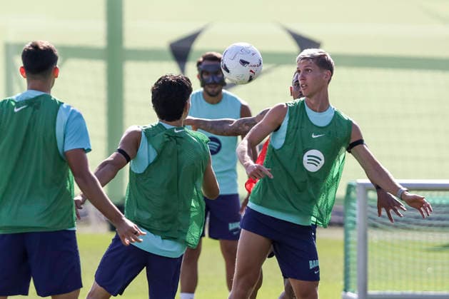 Football, Spain, FC Barcelona, Training