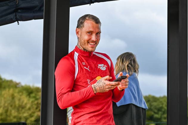 Fußball I Frauen I Saison 2026-2027 I Bundesliga I 4. Spieltag I RB Leipzig - 1. FC Nürnberg I 12.09.2026 David Raum von der 1. Mannschaft RB Leipzig war zu Gast der Partie Freisteller, Nahaufnahme, Porträt, Portrait, Einzelfoto, Einzelbild, Körper Leipzig RB Trainingszentrum, Cottaweg 7 Sachsen Deutschland *** Soccer I Women s I 2026–2027 Season I Bundesliga I Matchday 4 I RB Leipzig 1 FC Nuremberg I September 12, 2026 David Raum of RB Leipzig s first team was a guest at the match; cutout, close-up, portrait, Single Photo, Single Image, Body RB Leipzig Training Center, Cottaweg 7, Saxony, Germany Copyright: xLobeca InesxHähnelx