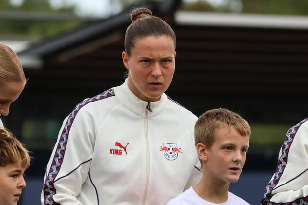 Deutschland: Fußball Google Pixel Frauen-Bundesliga 2026 - 2027, 4. Spieltag - RB Leipzig gegen 1.FC Nürnberg, Trainingszentrum von RB Leipzig (Leipzig): Elvira Johanna Herzog (RB Leipzig Frauen, 1) *** Germany Soccer Google Pixel Women s Bundesliga 2026 2027, Matchday 4: RB Leipzig vs. 1. FC Nürnberg, RB Leipzig Training Center, Leipzig, Elvira Johanna Herzog, RB Leipzig Women, 1 Copyright: xLucasxWalterx
