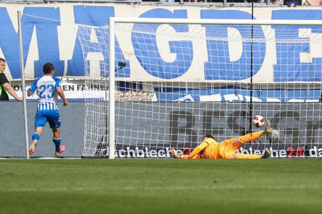 12.09.2026, xgox, Fussball - 2.Bundesliga 1.FC Magdeburg - 1.FC Kaiserslautern emspor, v.l. Das Tor zum 3:0 durch Baris Atik (Magdeburg, 23) wurde aberkannt wegen eines Foulspiels vorher (DFL DFB REGULATIONS PROHIBIT ANY USE OF PHOTOGRAPHS as IMAGE SEQUENCES and or QUASI-VIDEO) Magdeburg *** September 12, 2026, xgox, Soccer 2. Bundesliga: 1. FC Magdeburg vs. 1. FC Kaiserslautern (emspor), from left: The goal that made it 3–0 by Baris Atik (Magdeburg), 23, was disallowed due to a foul committed beforehand. DFL and DFB regulations prohibit any use of photographs as image sequences and or quasi-video. Magdeburg