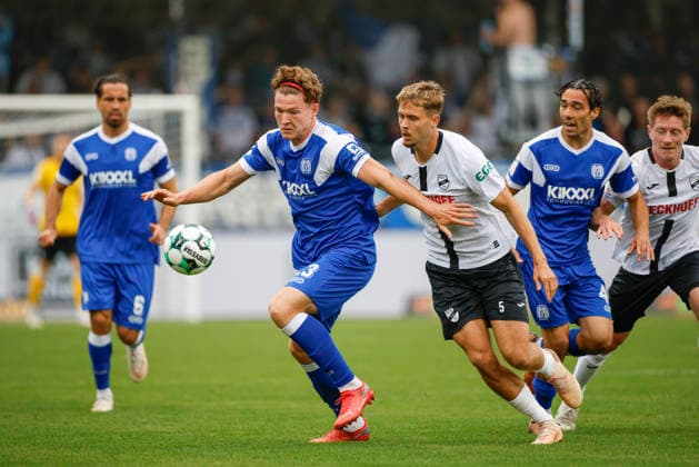 September 12, 2026, Sportclub Arena, Verl, GER, 3rd Division, Matchday 5: SC Verl vs. SV Meppen, Richard Meier (SV Meppen 13) vs. Tom Baack (SC Verl 5) DFL regulations prohibit any use of photographs as image sequences and or quasi-video. Verl, North Rhine-Westphalia, Sportclub Arena