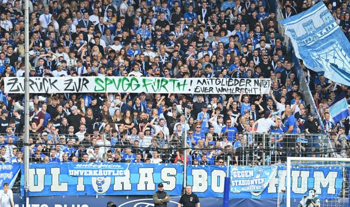 12.09.2026 - Fussball - Saison 2026 2027 - 2. Fussball - Bundesliga - 05. Spieltag: VfL Bochum - SpVgg Greuther Fürth SGF ( Kleeblatt ) - Sportfoto Zink - xwoxzix - DFL regulations prohibit any use of photographs as image sequences and or quasi-video - only for editorial use - Fans Fanblock Bochum - Spruchband Banner - Support Kampagne ZURÜCK ZUR SPVGG FÜRTH ! *** September 12, 2026 Soccer Season 2026–2027, Matchday 2, Bundesliga, VfL Bochum vs. SpVgg Greuther Fürth (SGF Kleeblatt), Sports photo by Zink xwoxzix. DFL regulations prohibit any use of photographs as image sequences and or quasi video; for editorial use only. Fans, Bochum fan block, slogan banner, banner, support campaign. BACK TO SPVGG FÜRTH