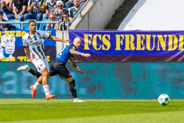 Saarbrücken, Germany September 12, 2026 3rd League 2026–2027 Matchday 5: 1. FC Saarbrücken vs. FC Ingolstadt 04 Pictured from left: Nishan Velupillay (FCI) and Philip Fahrner (1. FC) in a tackle. DFB and DFL regulations prohibit any use of photographs as image sequences and or quasi-video. Ludwigparkstadion, Saarland Copyright: xFotostandx xSchäferx