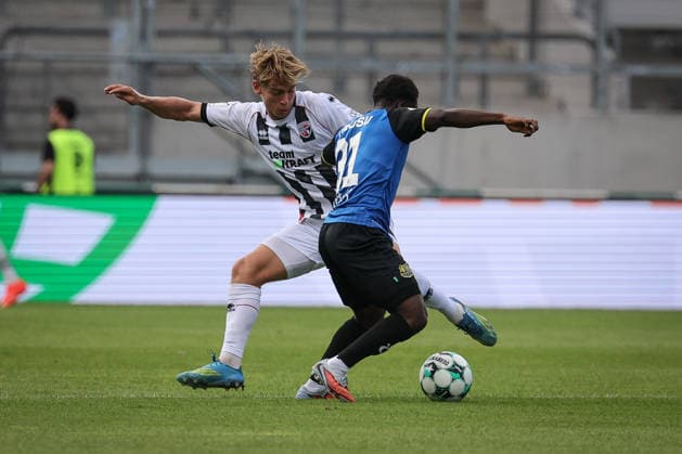 3rd Division, 2026–27 Season, Match 1: FC Saarbrücken vs. FC Ingolstadt 04, Kelsey Owusu (No. 31, Saarbrücken), Max Plath (No. 14, FCI), Photo by Jürgen Meyer, 3rd Division, 2026–27 Season, Match 1: FC Saarbrücken vs. FC Ingolstadt 04