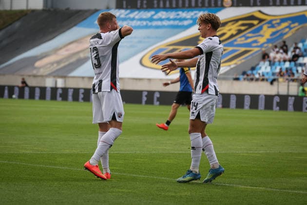 3rd Division, 2026–27 Season: 1. FC Saarbrücken vs. FC Ingolstadt 04 XXXXX XXXXX Photo by Meyer: Lars Lokotsch (No. 13, FCI) scores the opening goal (0–1); FCI celebrates. 3rd Division, 2026–27 Season: 1. FC Saarbrücken vs. FC Ingolstadt 04