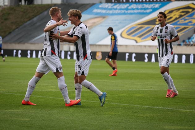3rd Division, 2026–27 Season: 1. FC Saarbrücken vs. FC Ingolstadt 04 XXXXX XXXXX Photo by Meyer: Lars Lokotsch (No. 13, FCI) scores the opening goal (0–1); FCI celebrates. 3rd Division, 2026–27 Season: 1. FC Saarbrücken vs. FC Ingolstadt 04