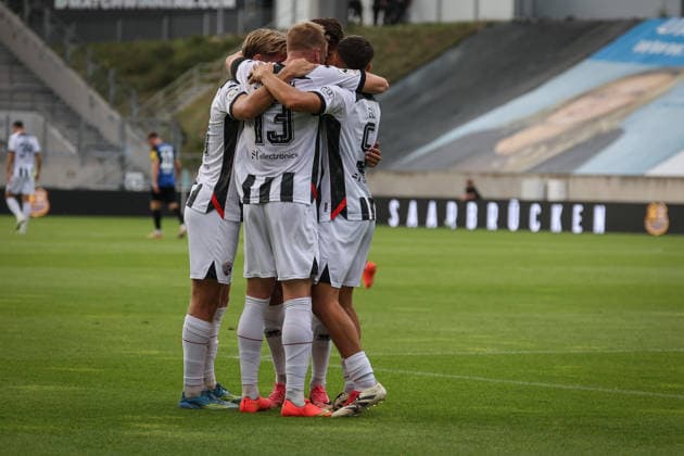 3rd Division, 2026–27 Season: 1. FC Saarbrücken vs. FC Ingolstadt 04 XXXXX XXXXX Photo by Meyer: Lars Lokotsch (No. 13, FCI) scores the opening goal (0–1); FCI celebrates. 3rd Division, 2026–27 Season: 1. FC Saarbrücken vs. FC Ingolstadt 04