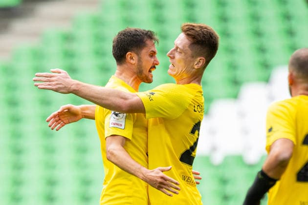 L R Volkan Celiktas (SG Sonnenhof Grossaspach, 05) and Loris Maier (SG Sonnenhof Grossaspach, 27) celebrate the goal that tied the game at 1-1 GER, TSV Havelse vs. SG Sonnenhof Grossaspach, Soccer, 3rd Division, Matchday 5, 2026–2027 season, September 12, 2026 DFL regulations prohibit any use of photographs as image sequences and or quasi-video GER, TSV Havelse vs. SG Sonnenhof Grossaspach, soccer, 3rd League, Matchday 5, 2026–2027 season, September 12, 2026, Hanover Copyright: xEibner-Pressefoto JanxRollingerx EP_JSK