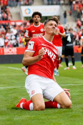 Soccer, 3rd Division, Matchday 5: Rot-Weiss Essen vs. Würzburger Kickers on September 12, 2026, at the Stadion an der Hafenstraße in Essen. Goal celebration: Rot-Weiss Essen s Semir Telalovic, Rot-Weiss Essen
