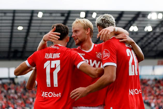 Soccer, 3rd Division, Matchday 5: Rot-Weiss Essen vs. Würzburger Kickers on September 12, 2026, at the Stadion an der Hafenstraße in Essen. Goal celebration: Rot-Weiss Essen s Semir Telalovic, Rot-Weiss Essen