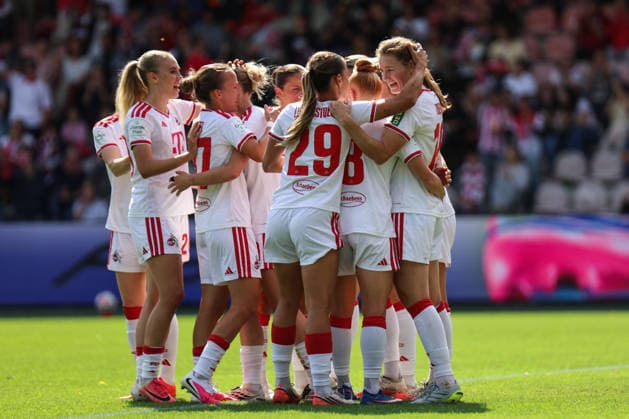 Google Pixel Frauen-Bundesliga: 1. FC Köln - 1. FC Union Berlin; 12.09.2026 1. Fc Köln jubelt zum 1:0 Google Pixel Frauen-Bundesliga: 1. FC Köln - 1. FC Union Berlin; Köln, Franz-Kremer-Stadion; 12.09.2026. DFB REGULATIONS PROHIBIT ANY USE OF PHOTOGRAPHS AS IMAGE SEQUENCES AND OR QUASI-VIDEO. *** Google Pixel Women s Bundesliga 1 FC Cologne 1 FC Union Berlin September 12, 2026 1 FC Cologne celebrates a 1-0 victory Google Pixel Women s Bundesliga 1 FC Cologne 1 FC Union Berlin Cologne, Franz Kremer Stadium, September 12, 2026. DFB regulations prohibit any use of photographs as image sequences and or quasi-video. Copyright: xBEAUTIFULxSPORTS Freisenx