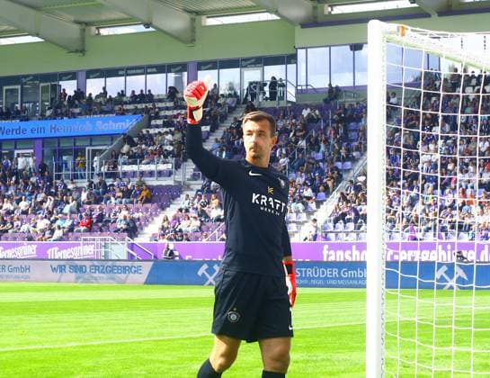 Goalkeeper Martin Männel of Aue in his 600th competitive match for FCE in the Northeast Regional League 2026–27: FC Erzgebirge Aue vs. FSV Luckenwalde on September 12, 2026. Erzgebirge Aue vs. FSV Luckenwalde