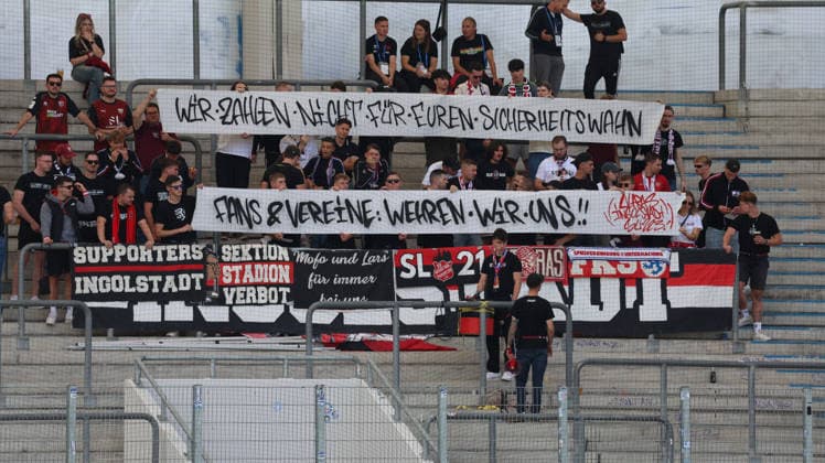September 12, 2026, xrekx, Soccer 3rd Division, 1 FC Saarbrücken vs. FC Ingolstadt 04 – Ingolstadt fans, atmosphere, scarves, ultras, spectators, visitors, choreography, Saarbrücken