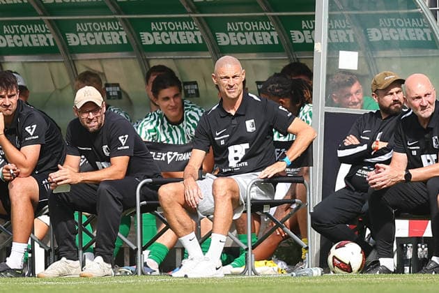 Chemie Leipzig vs. Zwickau, Northeast Regional League, Leipzig, September 12, 2026, Alfred Kunze Sportpark, Soccer, Men, 2026–2027 Season, Northeast Regional League, Matchday 8, BSG Chemie Leipzig vs. FSV Zwickau, Pictured: Coach Alexander Schmidt of Chemie Leipzig,