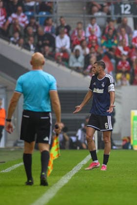 September 12, 2026, GER, Soccer, Men s, 3rd Division, 2026–2027 Season, Fortuna Düsseldorf vs. MSV Duisburg, Rasim Bulic, MSV gesturing, gestures Copyright: xSvenxHanischx