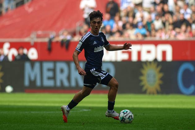 September 12, 2026, GER, Soccer, Men s, 3rd Division, 2026–2027 Season, Fortuna Düsseldorf vs. MSV Duisburg: Simon Symalla (MSV) in action with the ball, individual play Copyright: xSvenxHanischx