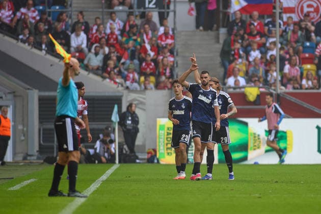 September 12, 2026, GER, Soccer, Men s, 3rd Division, 2026–2027 Season, Fortuna Düsseldorf vs. MSV Duisburg: Simon Symalla (MSV), Joshua Bitter (MSV), and Rasim Bulic (MSV) gesturing, gestures Copyright: xSvenxHanischx
