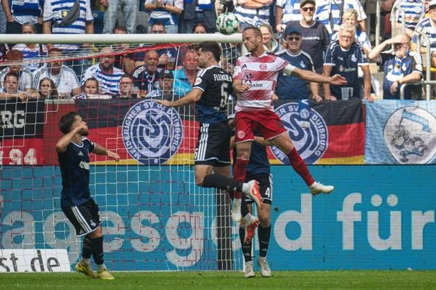 3rd Division: Fortuna Düsseldorf vs. MSV Duisburg ** FOR EDITORIAL USE ONLY ** EDITORIAL USE ONLY ** p Soccer 3rd Division Fortuna Düsseldorf vs. MSV Duisburg on September 12, 2026, at the Merkur Spiel Arena in Düsseldorf Jorrit Hendrix Düsseldorf Düsseldorf Copyright JakobxKlos Copyright: JakobxKlos doc87kj5k99ezr16bzbxrw8 ,EDITORIAL USE ONLY Copyright: JakobxKlos