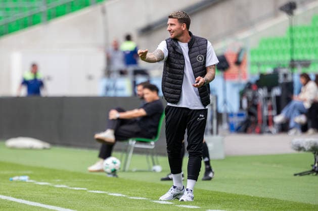 Pascal Reinhardt, SG Sonnenhof Grossaspach, head coach gesturing GER, TSV Havelse vs. SG Sonnenhof Grossaspach, soccer, 3rd Division, Matchday 5, 2026–2027 season, September 12, 2026 DFL regulations prohibit the use of photographs as image sequences and or quasi-video GER, TSV Havelse vs. SG Sonnenhof Grossaspach, soccer, 3rd League, Matchday 5, 2026–2027 season, September 12, 2026, Hanover Copyright: xEibner-Pressefoto JanxRollingerx EP_JSK