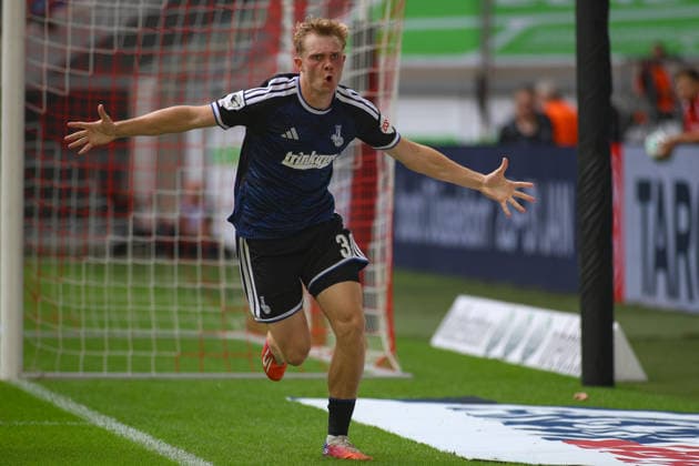 September 12, 2026, Germany, Soccer, Men s, 3rd Division, 2026–2027 Season, Fortuna Düsseldorf vs. MSV Duisburg; Peter Remmert of MSV celebrates his goal, which made the score 0–1 Copyright: xSvenxHanischx