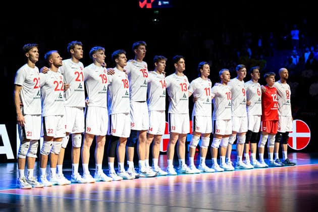 Team Denmark before the men s volleyball European Championships Pool C match Denmark vs Netherlands in Tampere, 12th of September, 2026. - EMMI KORHONEN Tampere Finland OIQ9e1v9_cA  Copyright: xEmmixKorhonenx OIQ9e1v9_cA
