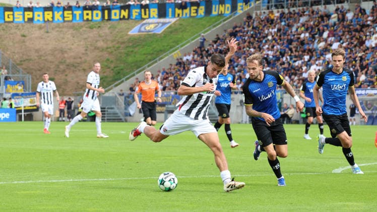 September 12, 2026, xrekx, Soccer 3rd Division, 1. FC Saarbrücken vs. FC Ingolstadt 04: Emre Gül Guel (FC Ingolstadt 04), Niko Bretschneider (1. FC Saarbrücken), Saarbrücken
