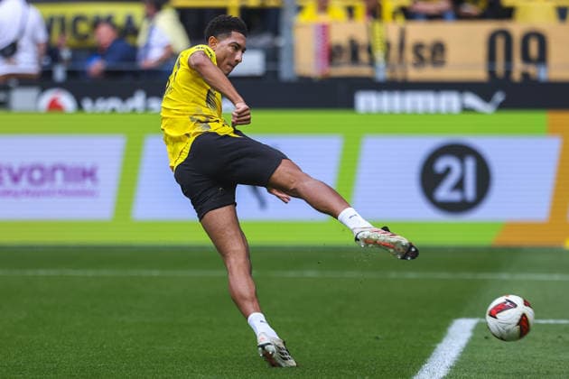 2026.09.12, xkwix, Fußball, Bundesliga, Borussia Dortmund - SC Paderborn 07, Signal Iduna Park, 3.Spieltag, Saison 2026 2027: Jobe Bellingham (Borussia Dortmund 7) beim Torschuss beim aufwaermen DFB regulations prohibit any use of photographs as image sequences and or quasi-video. Photo: xKamilxWilkowskixPressefotoKochx Nordrhein-Westfalen Deutschland *** September 12, 2026, xkwix, Soccer, Bundesliga, Borussia Dortmund vs. SC Paderborn 07, Signal Iduna Park, Matchday 3, 2026–2027 Season: Jobe Bellingham of Borussia Dortmund takes a shot on goal during warm-ups. DFB regulations prohibit any use of photographs as image sequences and or quasi-video. Photo: xKamilxWilkowskixPressefotoKochx, North Rhine-Westphalia, Germany